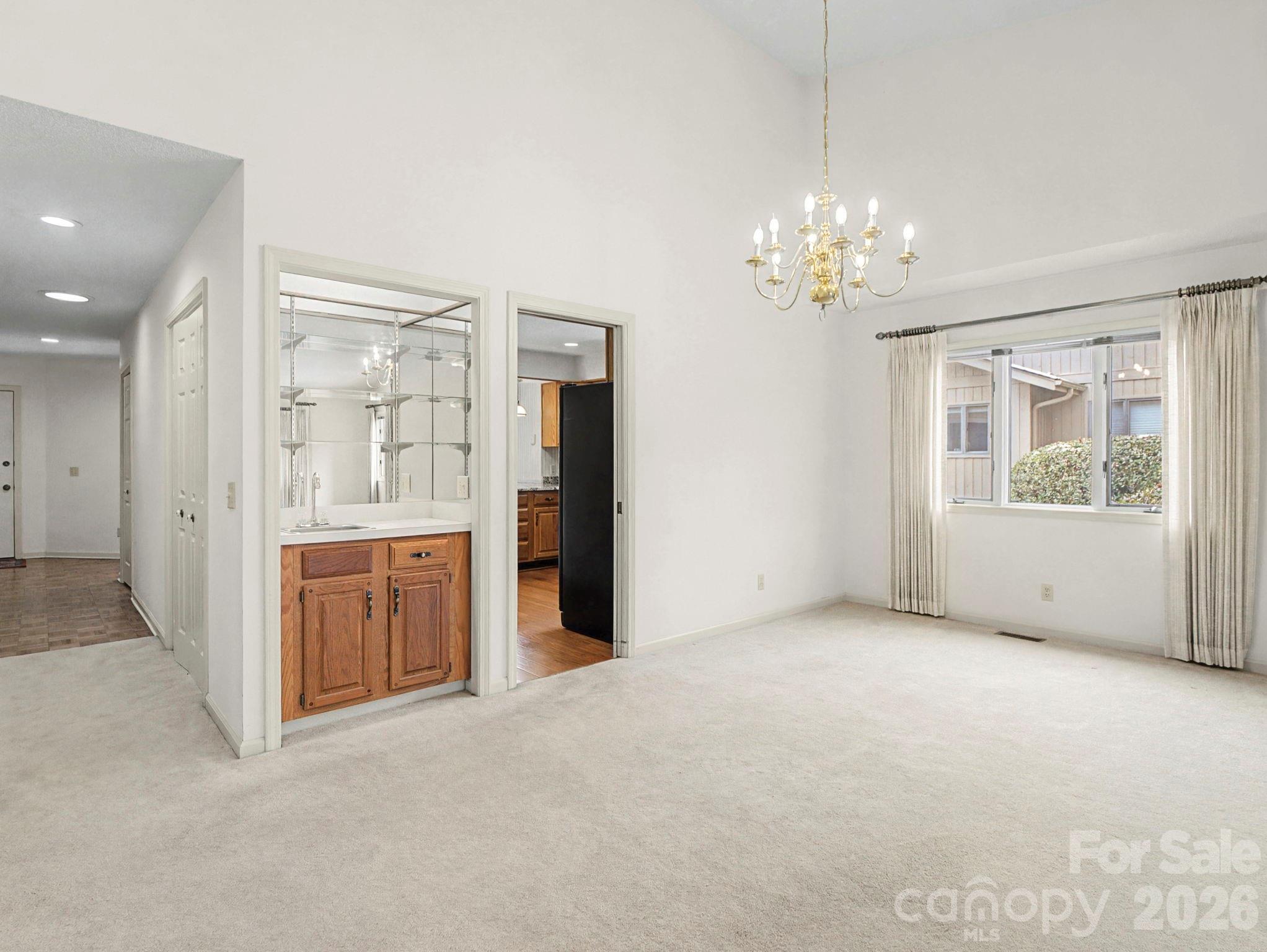 605 Red Oak Drive Hendersonville NC 28791