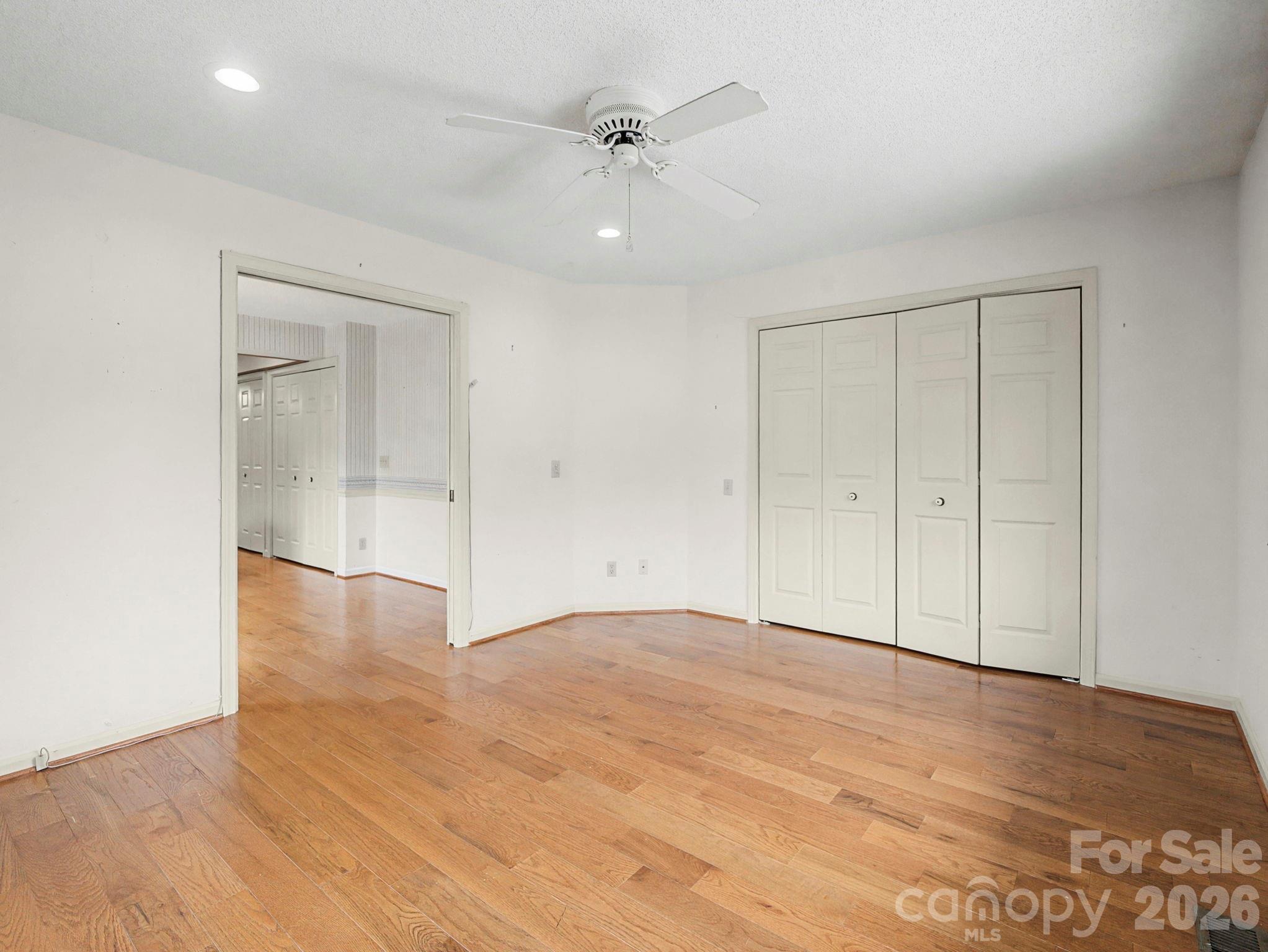 605 Red Oak Drive Hendersonville NC 28791