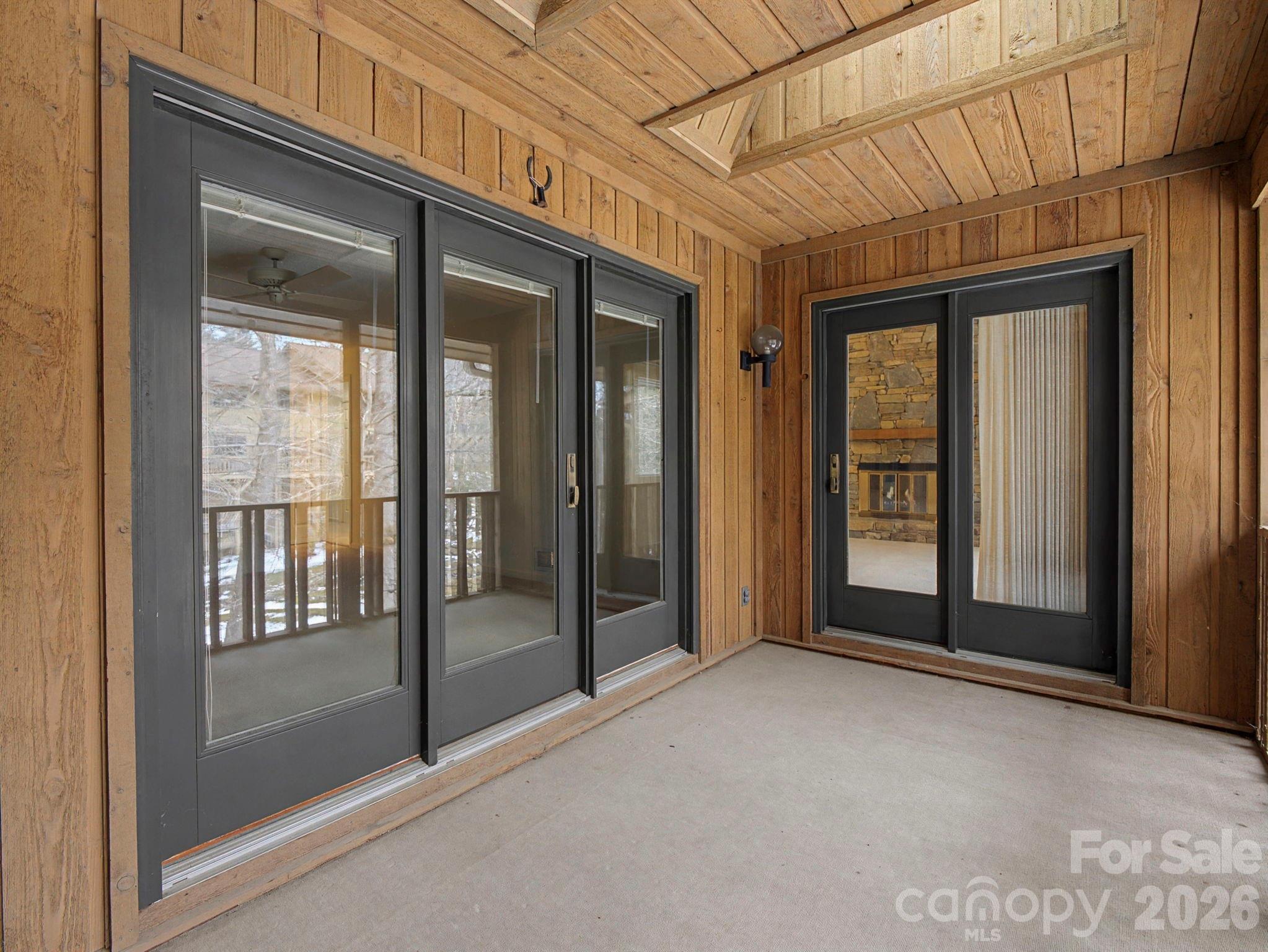 605 Red Oak Drive Hendersonville NC 28791