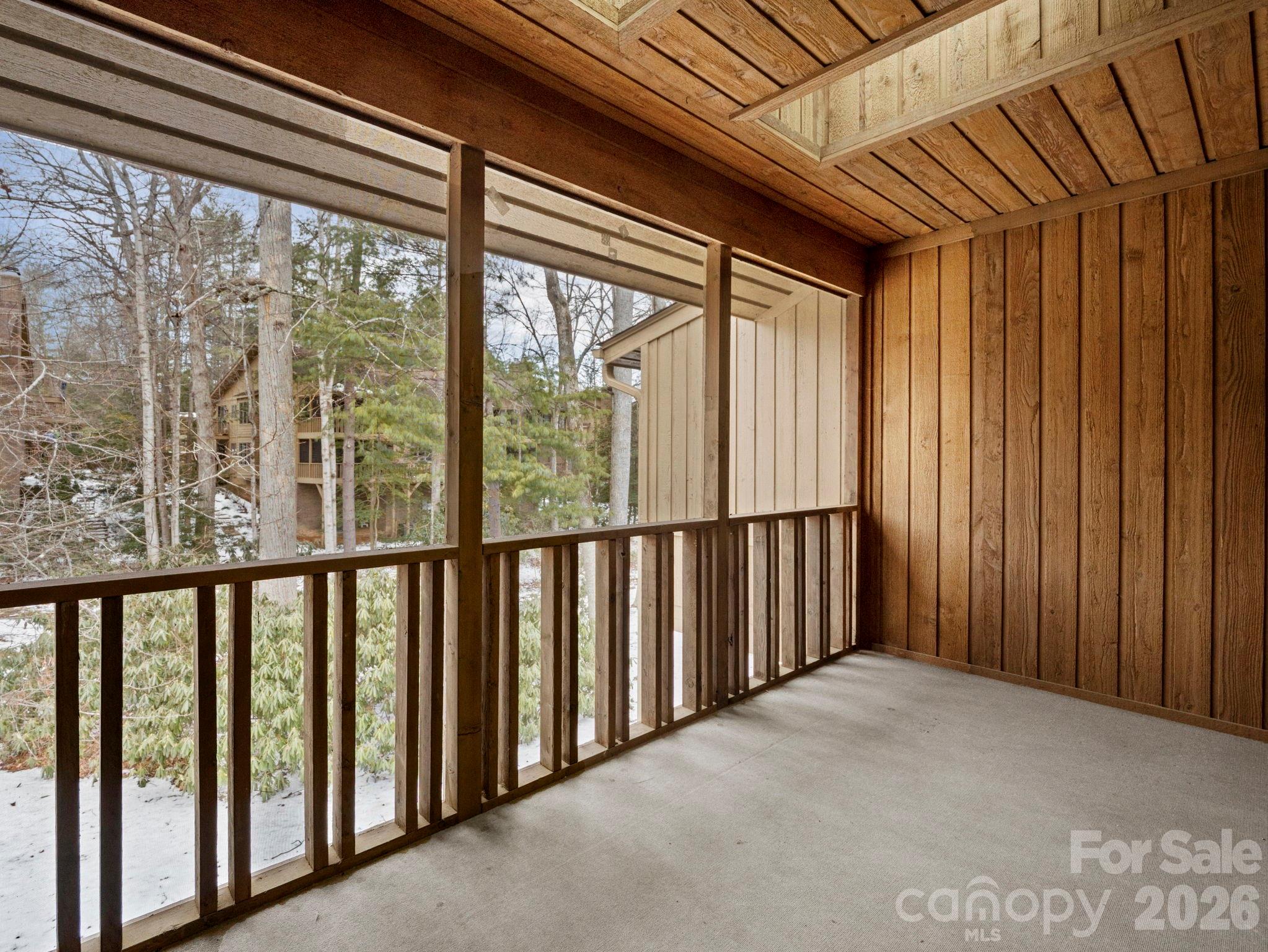 605 Red Oak Drive Hendersonville NC 28791