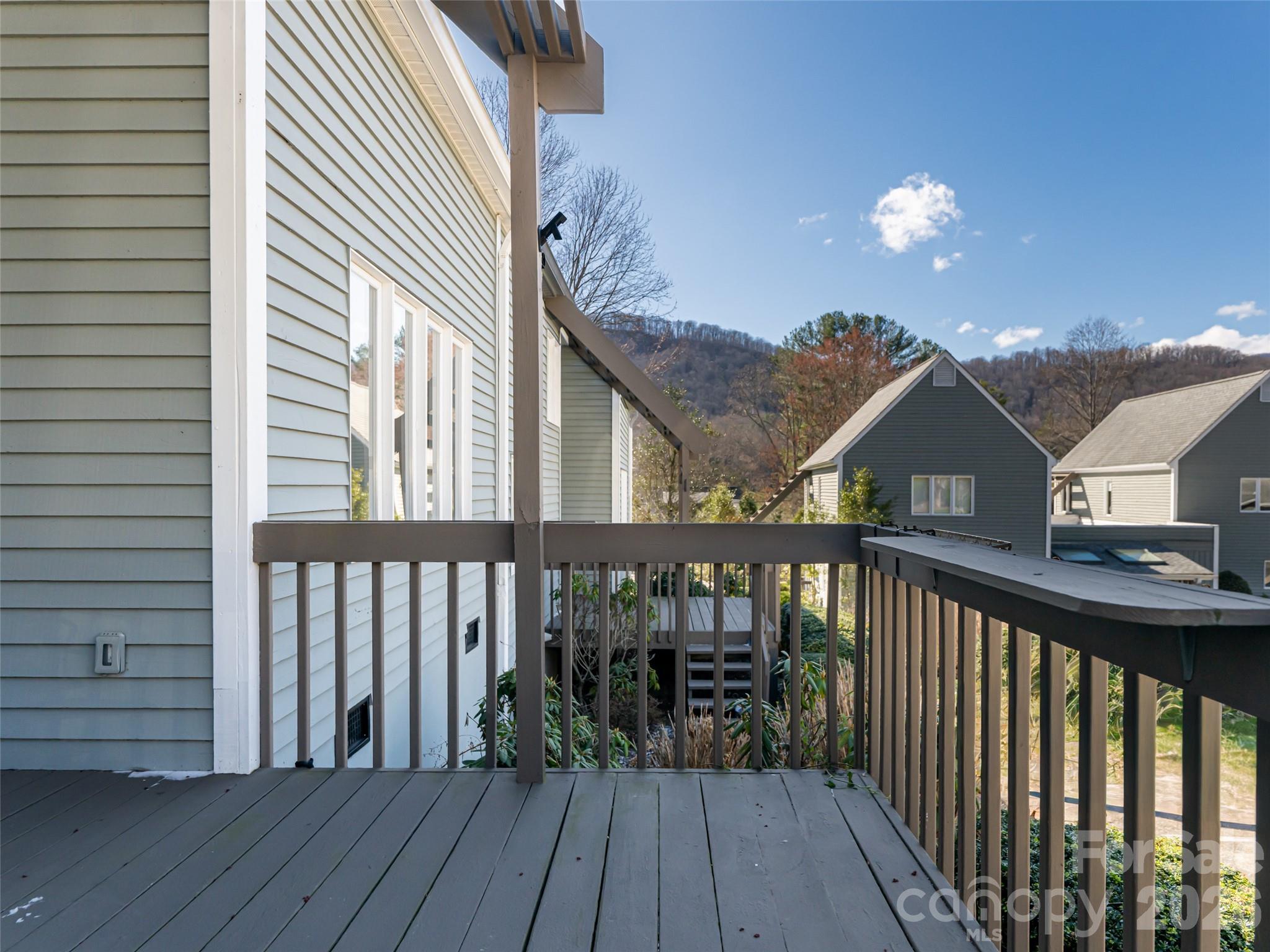 2F Lynx Drive Black Mountain NC 28711