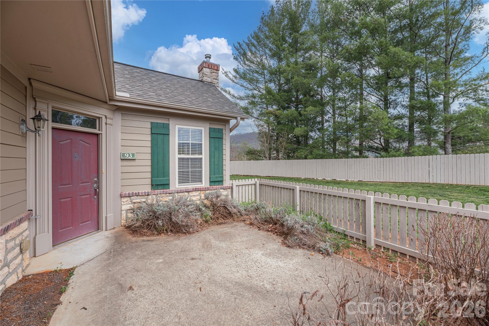 93 Outlook Circle Swannanoa NC 28778
