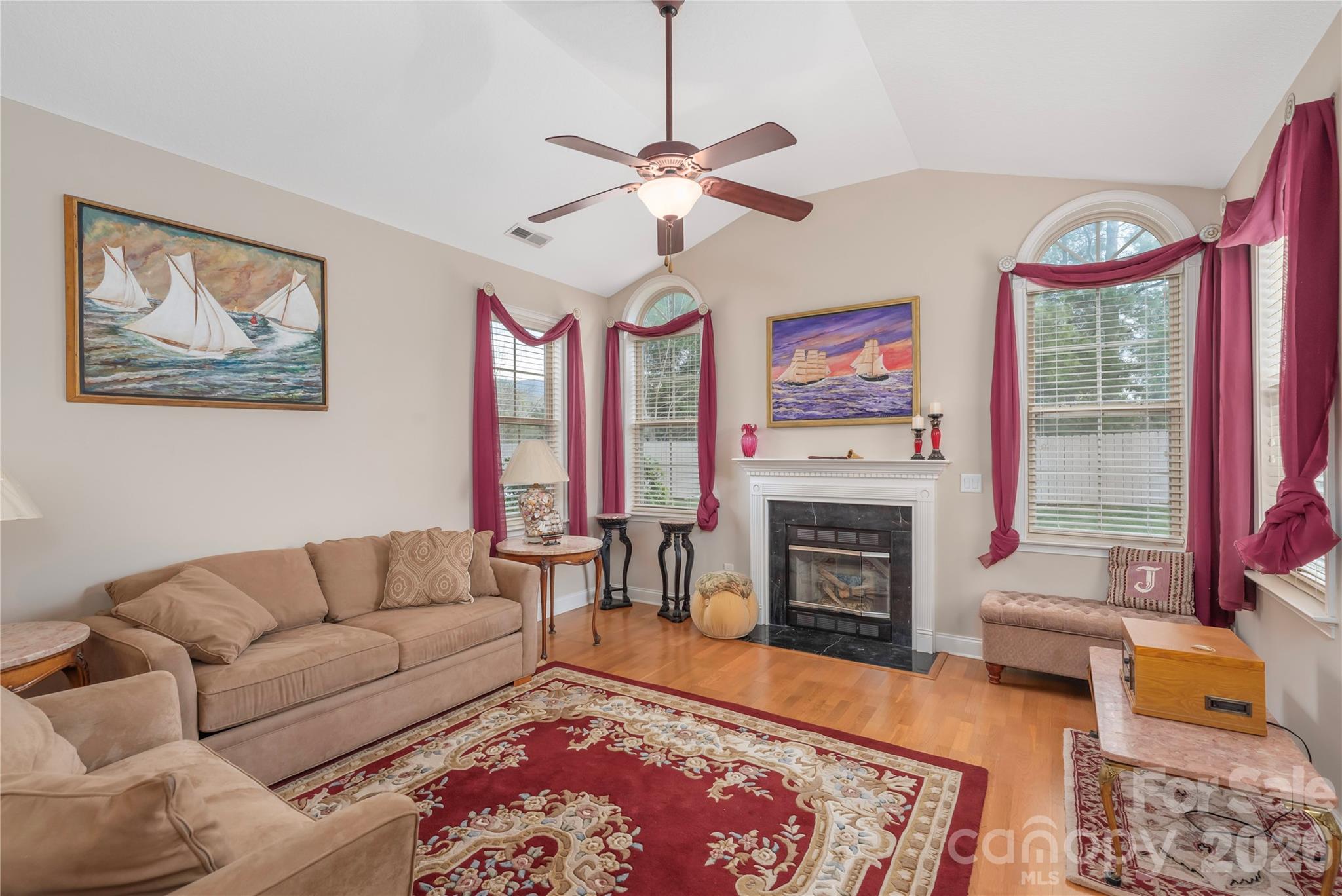 93 Outlook Circle Swannanoa NC 28778