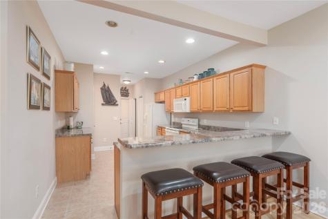 93 Outlook Circle Swannanoa NC 28778