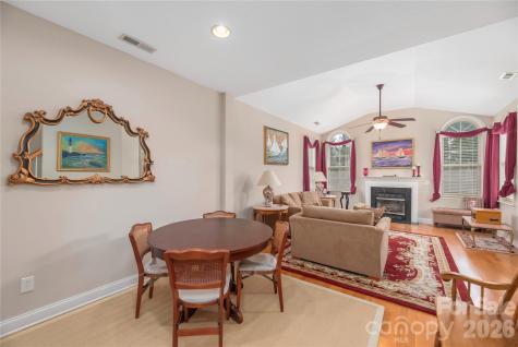 93 Outlook Circle Swannanoa NC 28778