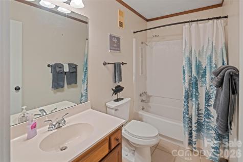 301 Pinnacle Inn Road Beech Mountain NC 28604