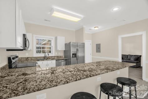 9047 Meadow Vista Road Charlotte NC 28213