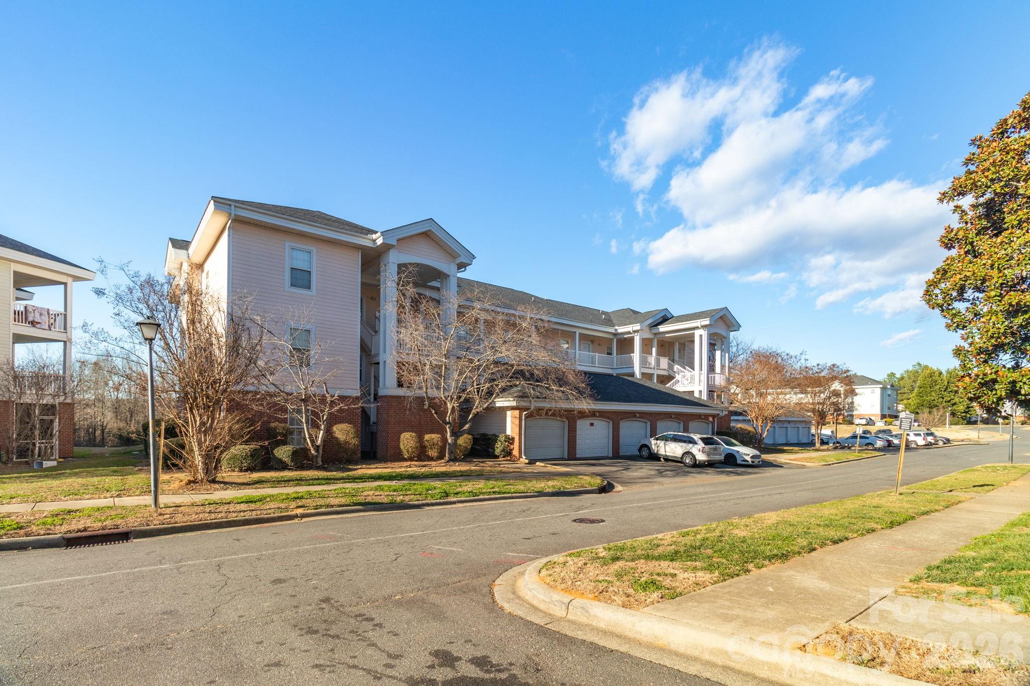 9047 Meadow Vista Road Charlotte NC 28213