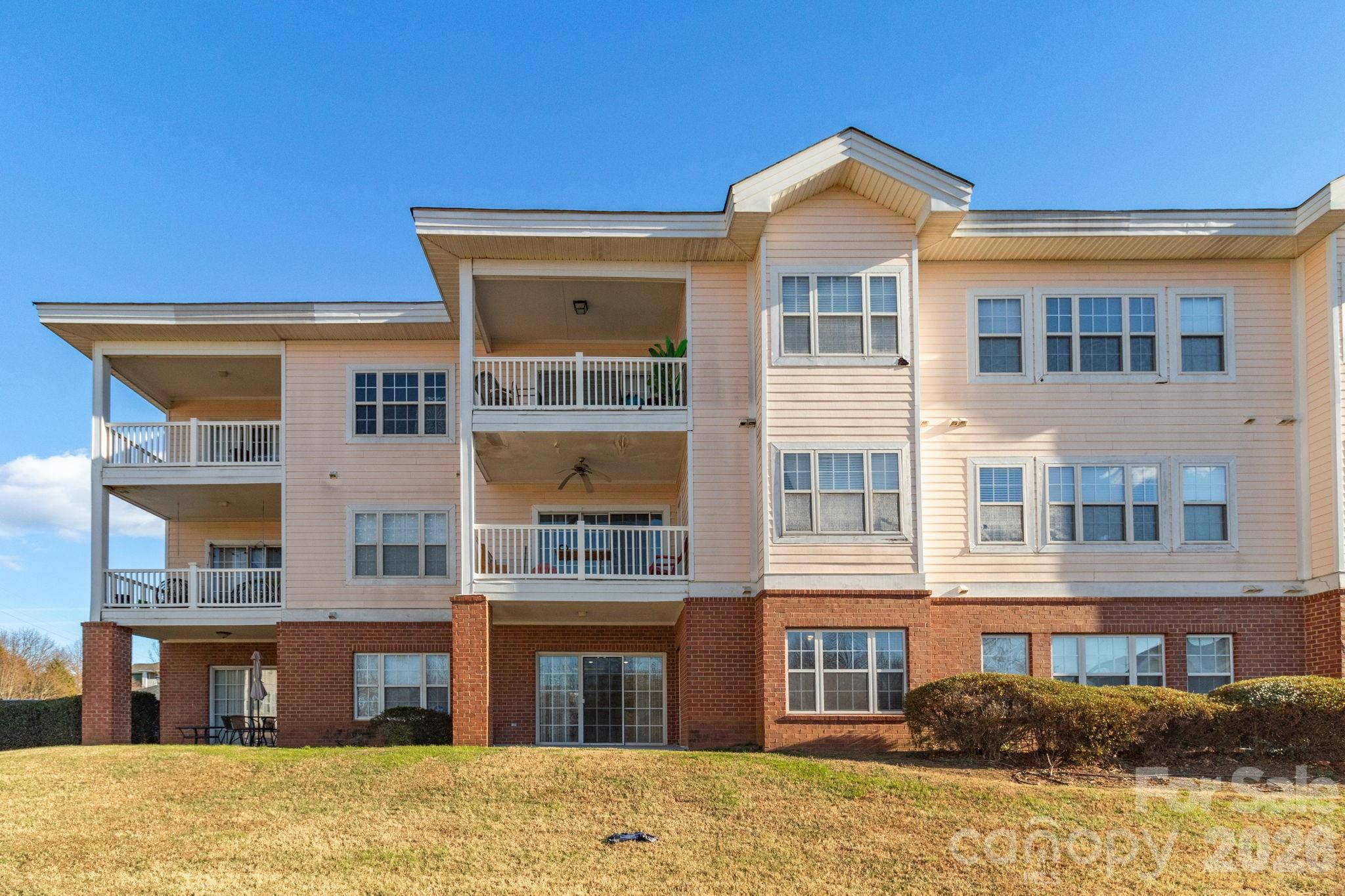 9047 Meadow Vista Road Charlotte NC 28213