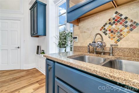 35 Patton Avenue Asheville NC 28801