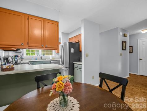 68 Lakeview Court Brevard NC 28712