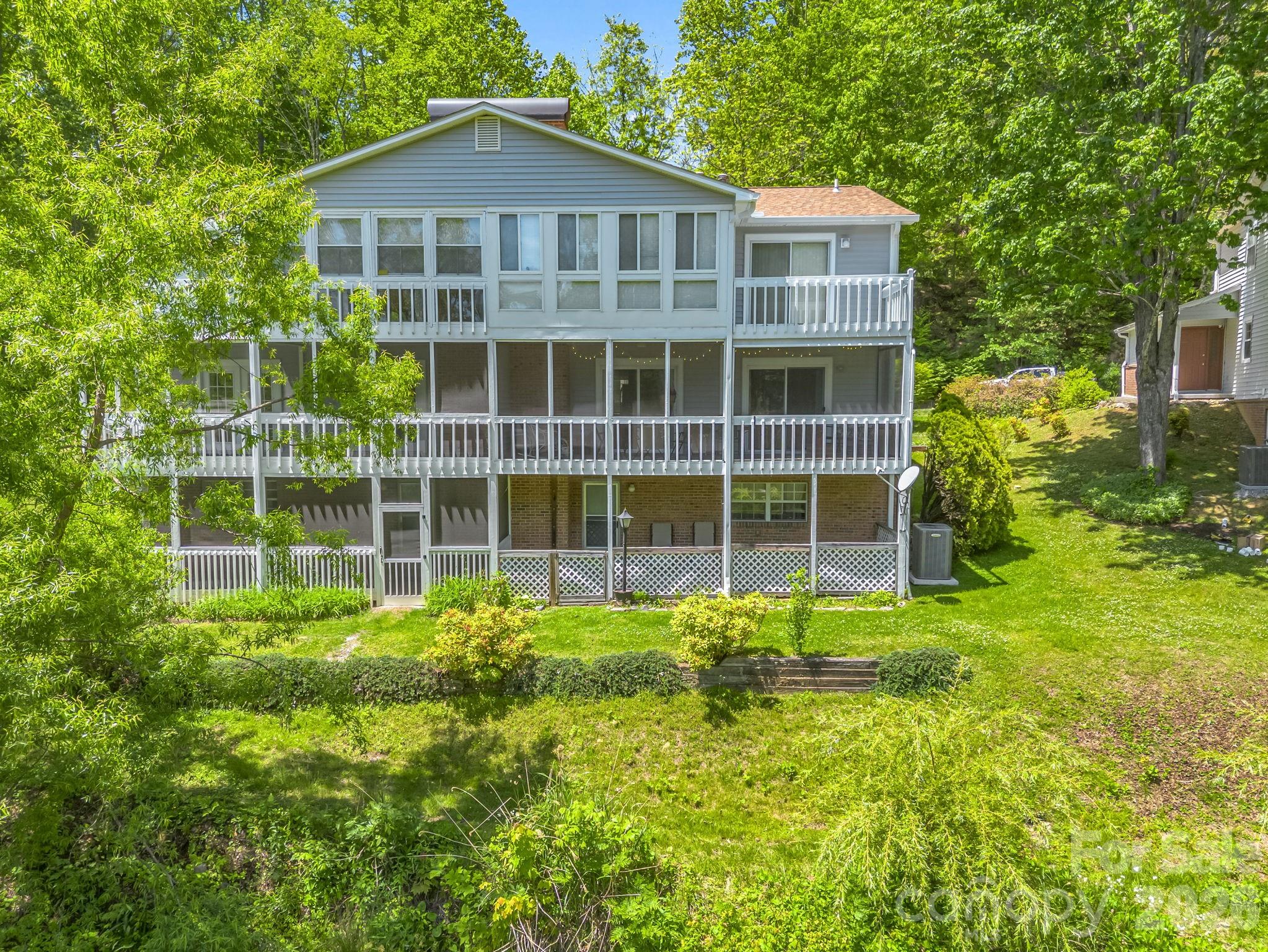 68 Lakeview Court Brevard NC 28712