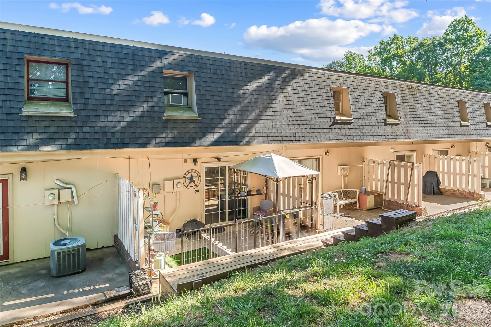 224 14th Avenue SE Hickory NC 28602