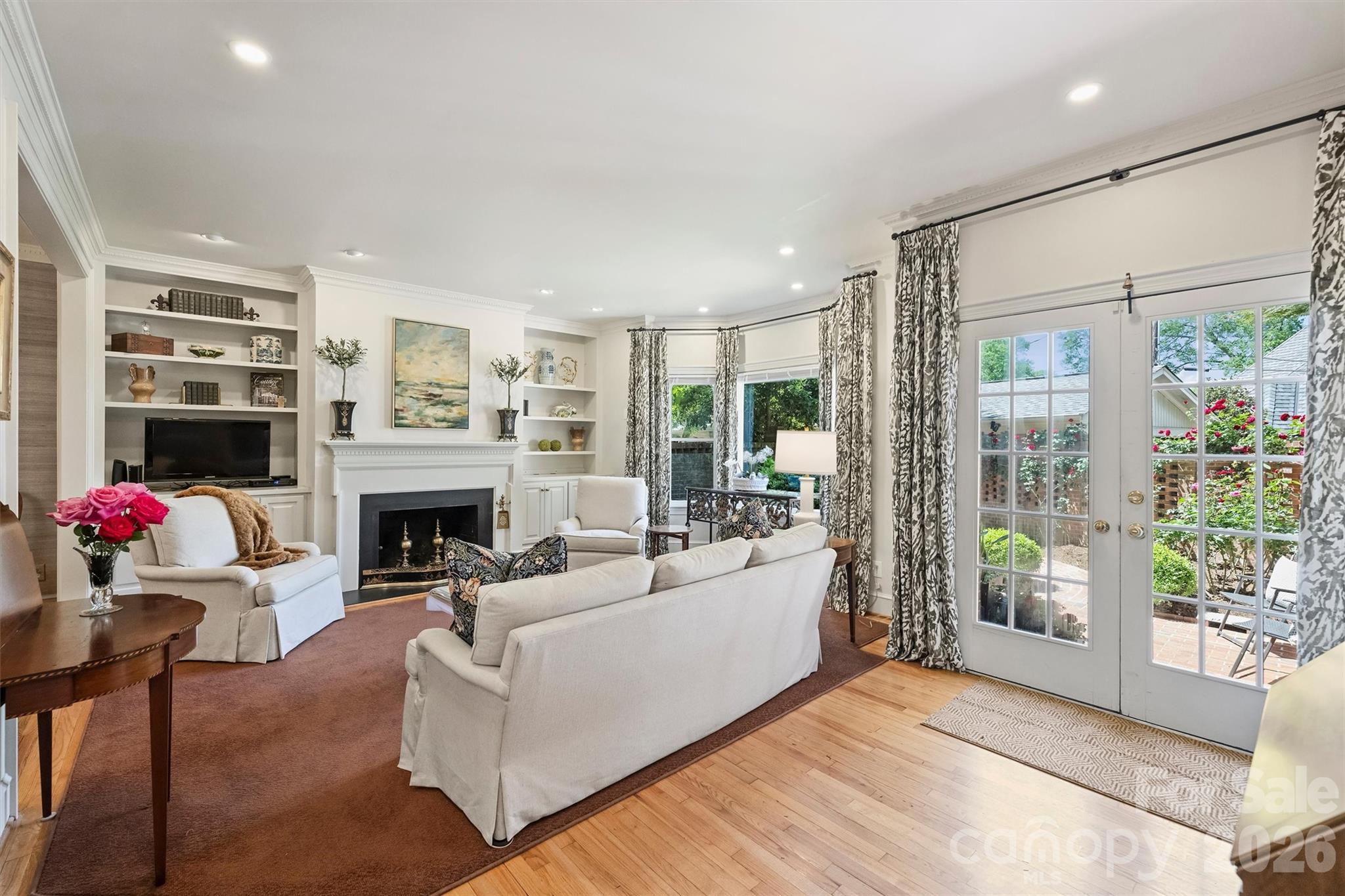 2320 Selwyn Avenue Charlotte NC 28207