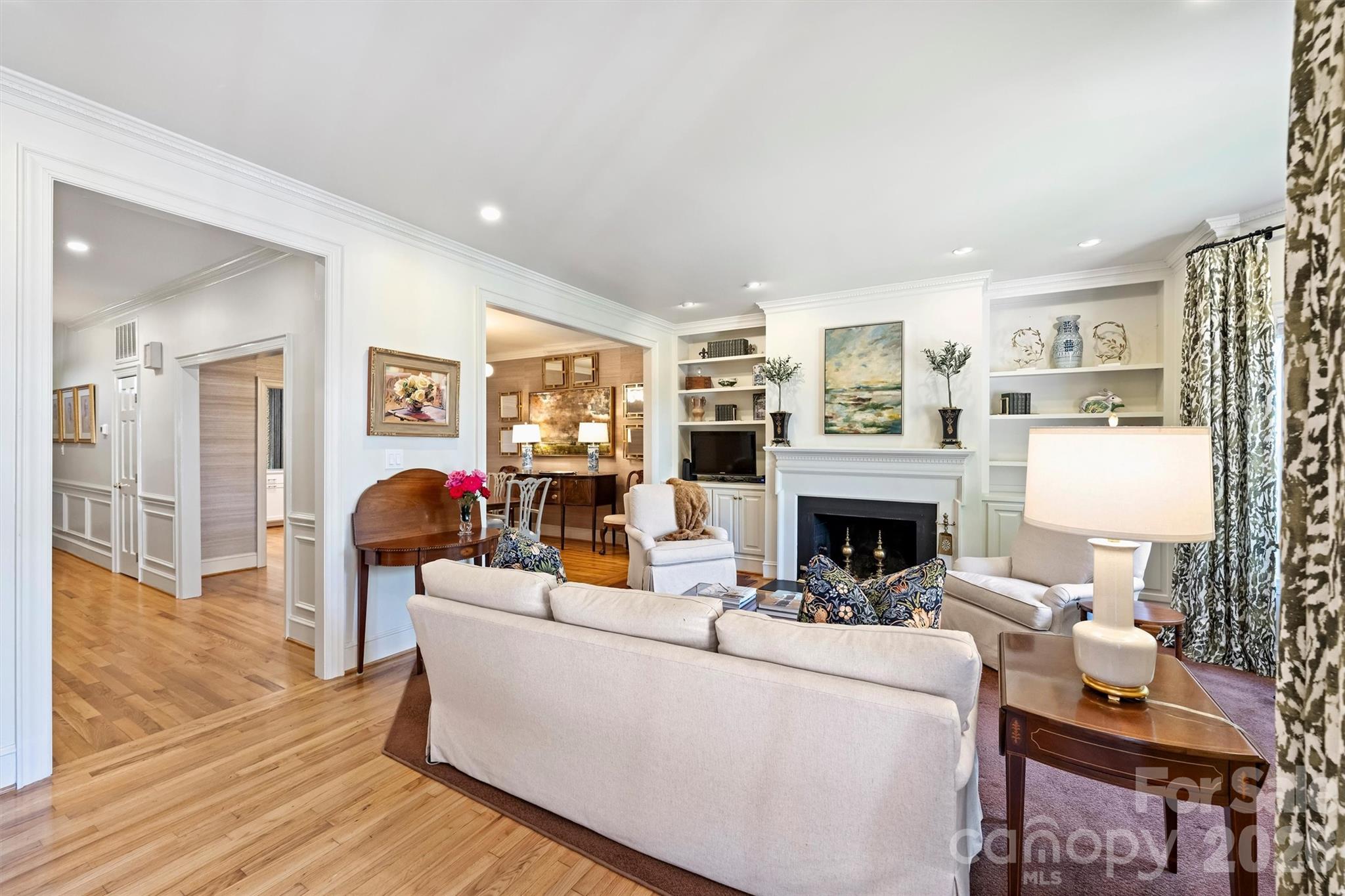 2320 Selwyn Avenue Charlotte NC 28207