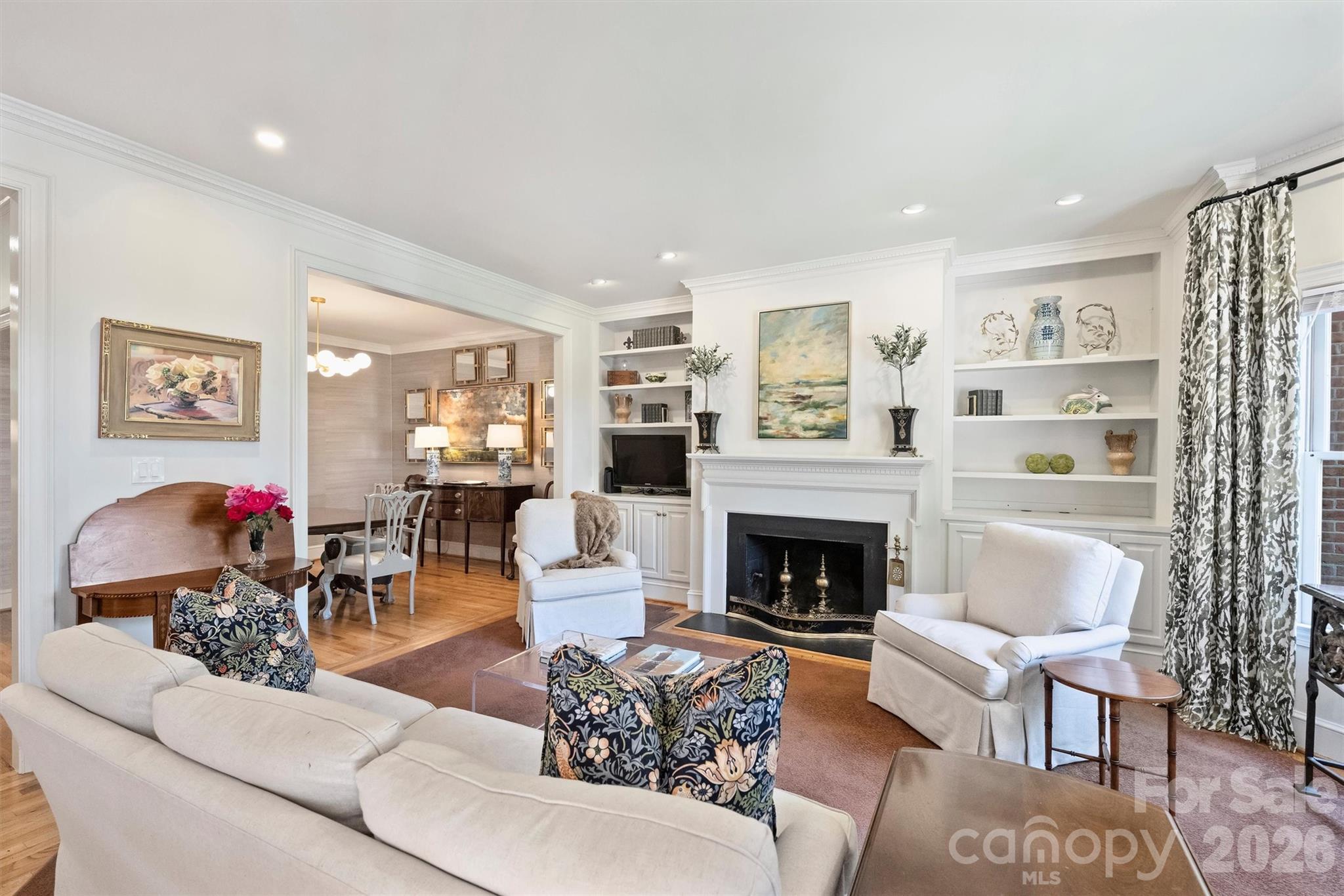 2320 Selwyn Avenue Charlotte NC 28207