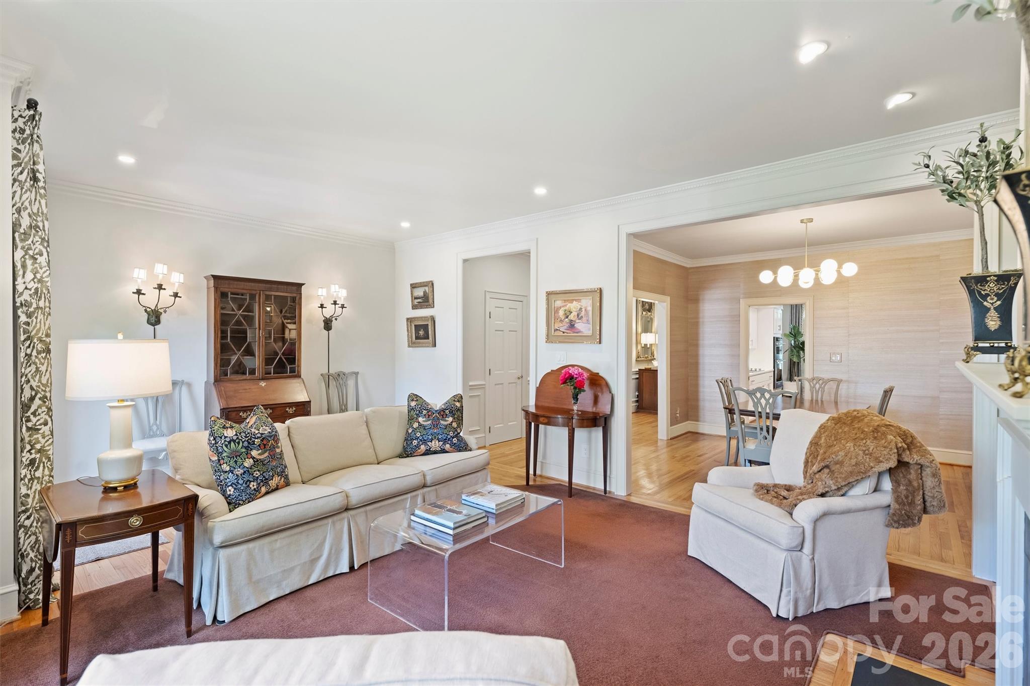 2320 Selwyn Avenue Charlotte NC 28207