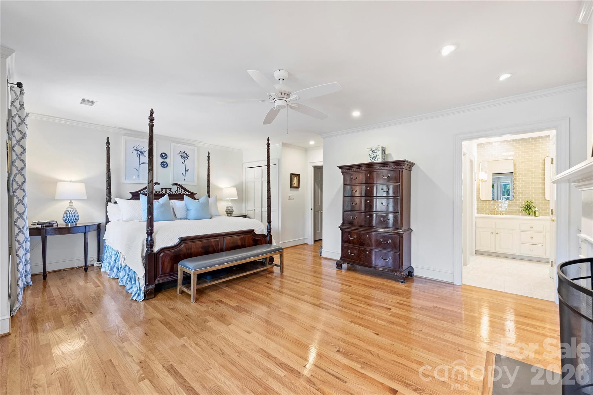2320 Selwyn Avenue Charlotte NC 28207