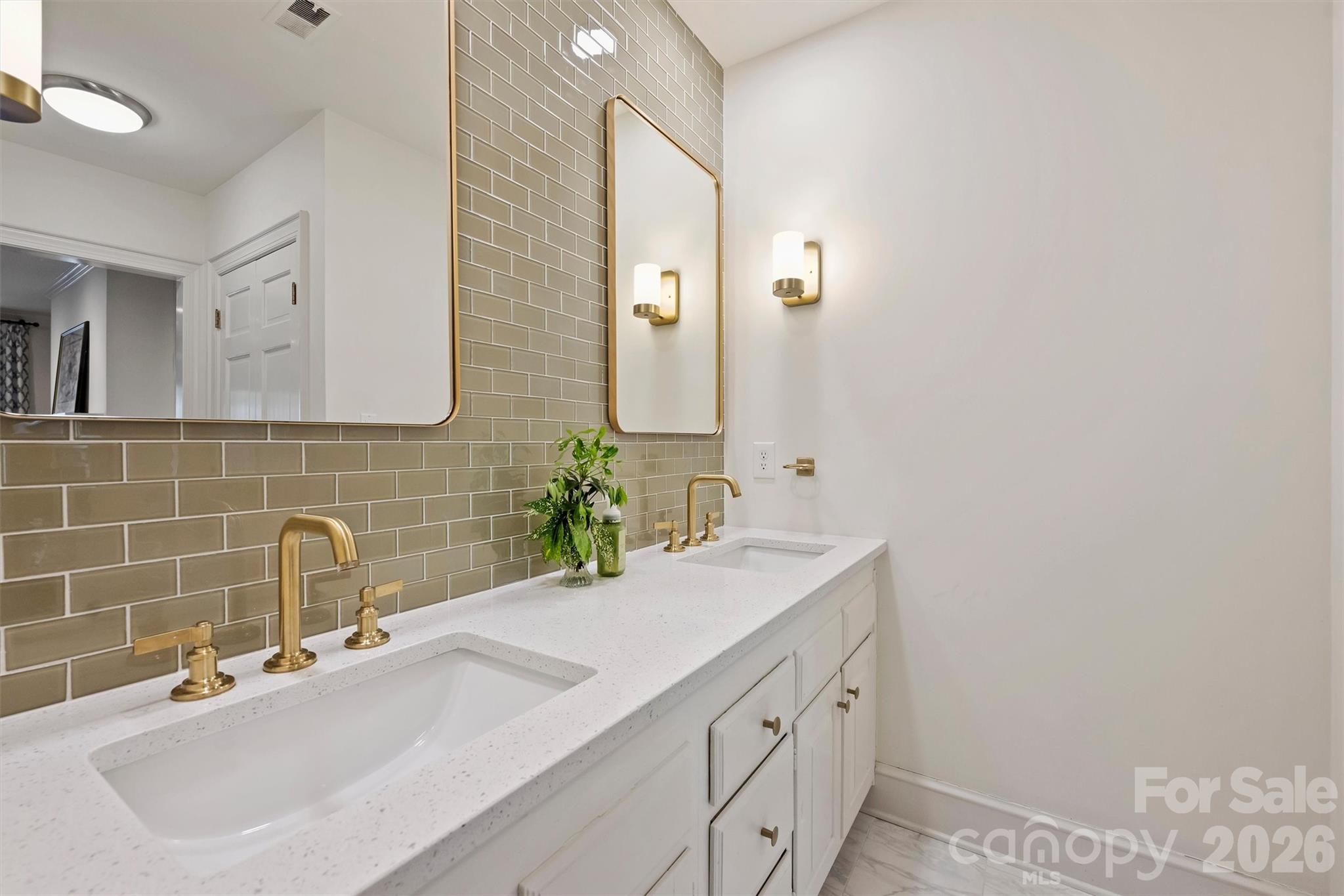 2320 Selwyn Avenue Charlotte NC 28207