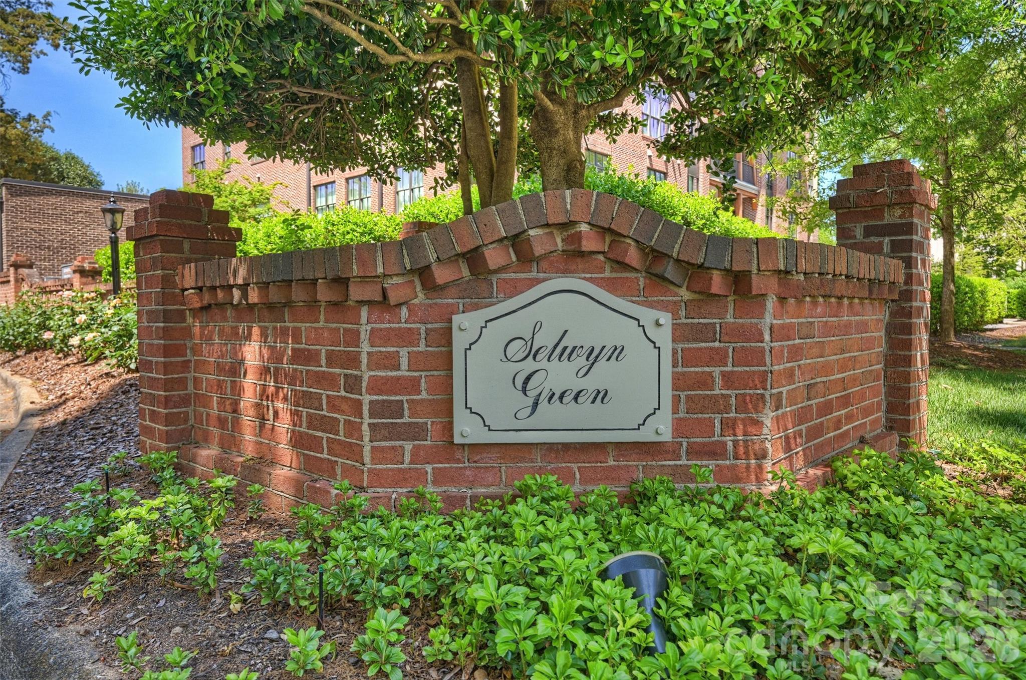 2320 Selwyn Avenue Charlotte NC 28207