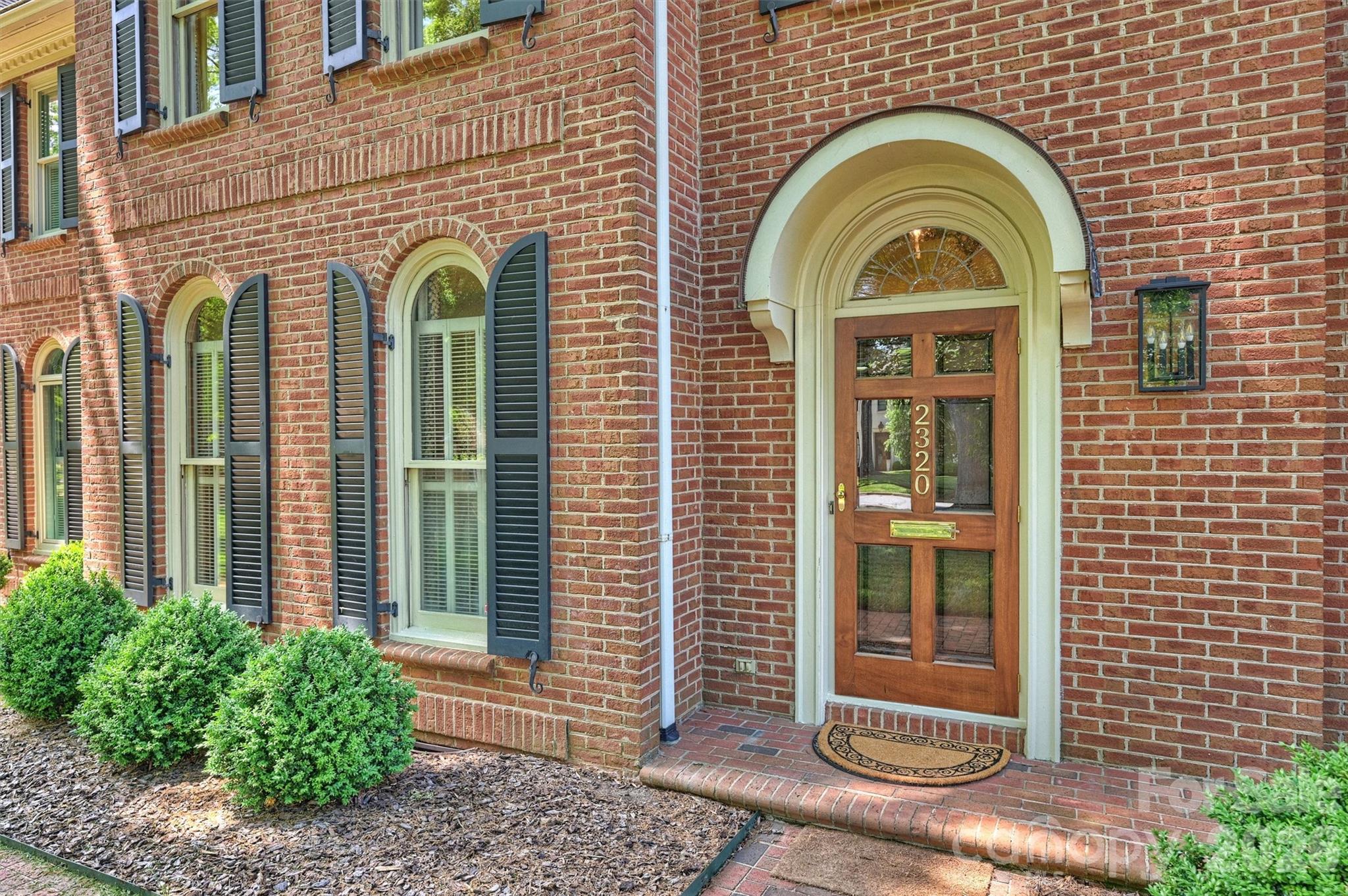 2320 Selwyn Avenue Charlotte NC 28207