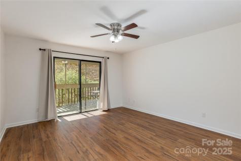 4202 Dominic Lane Asheville NC 28805