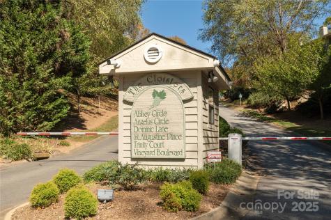 4202 Dominic Lane Asheville NC 28805