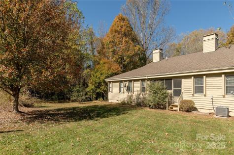 4202 Dominic Lane Asheville NC 28805