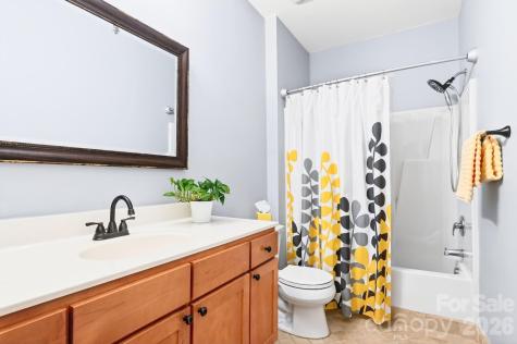 123 Appeldoorn Circle Asheville NC 28803