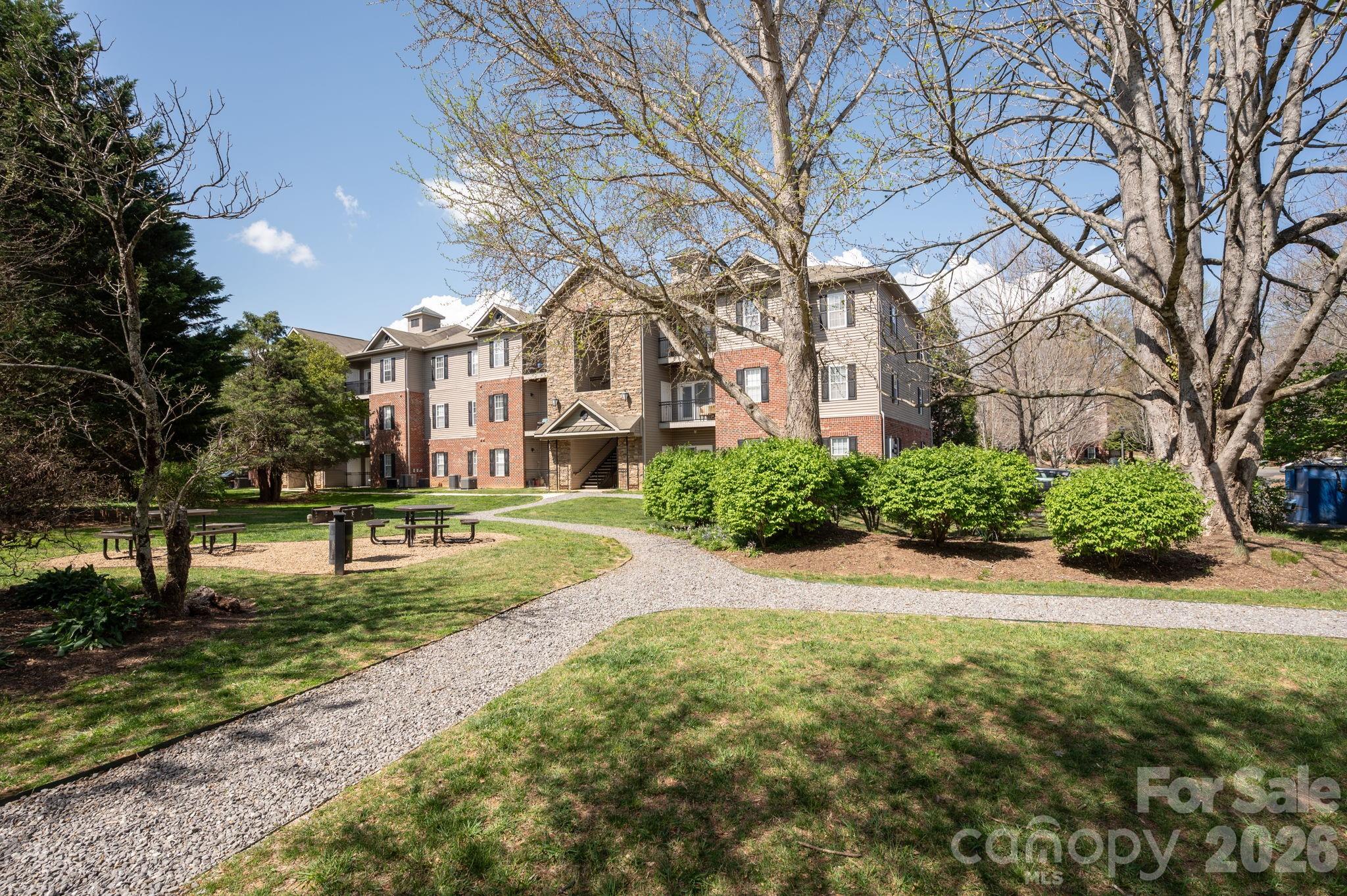 123 Appeldoorn Circle Asheville NC 28803