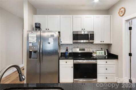 124 Foxden Drive Fletcher NC 28732