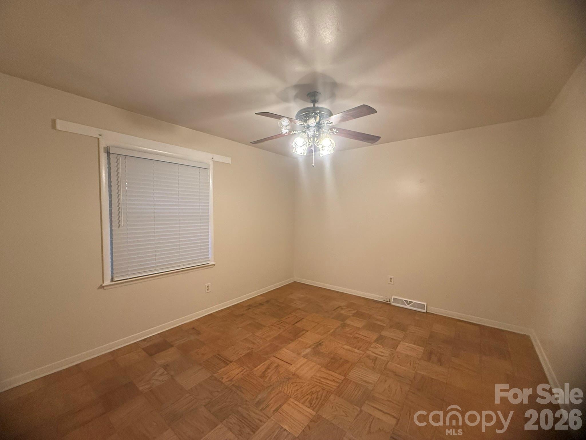 4915 Malibu Drive Charlotte NC 28215