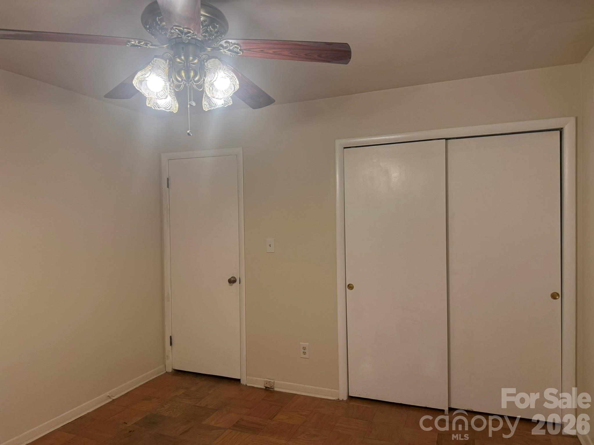 4915 Malibu Drive Charlotte NC 28215