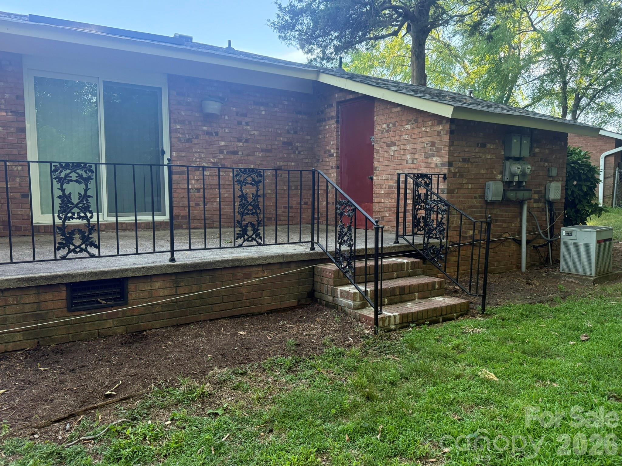 4915 Malibu Drive Charlotte NC 28215