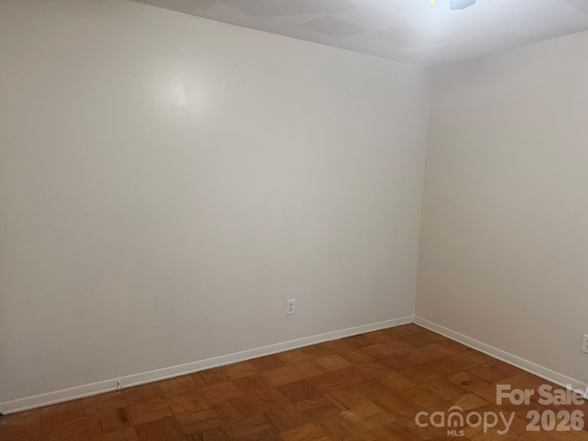 4915 Malibu Drive Charlotte NC 28215