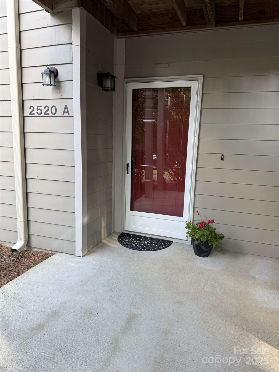 2520 Stradbrook Drive Charlotte NC 28210