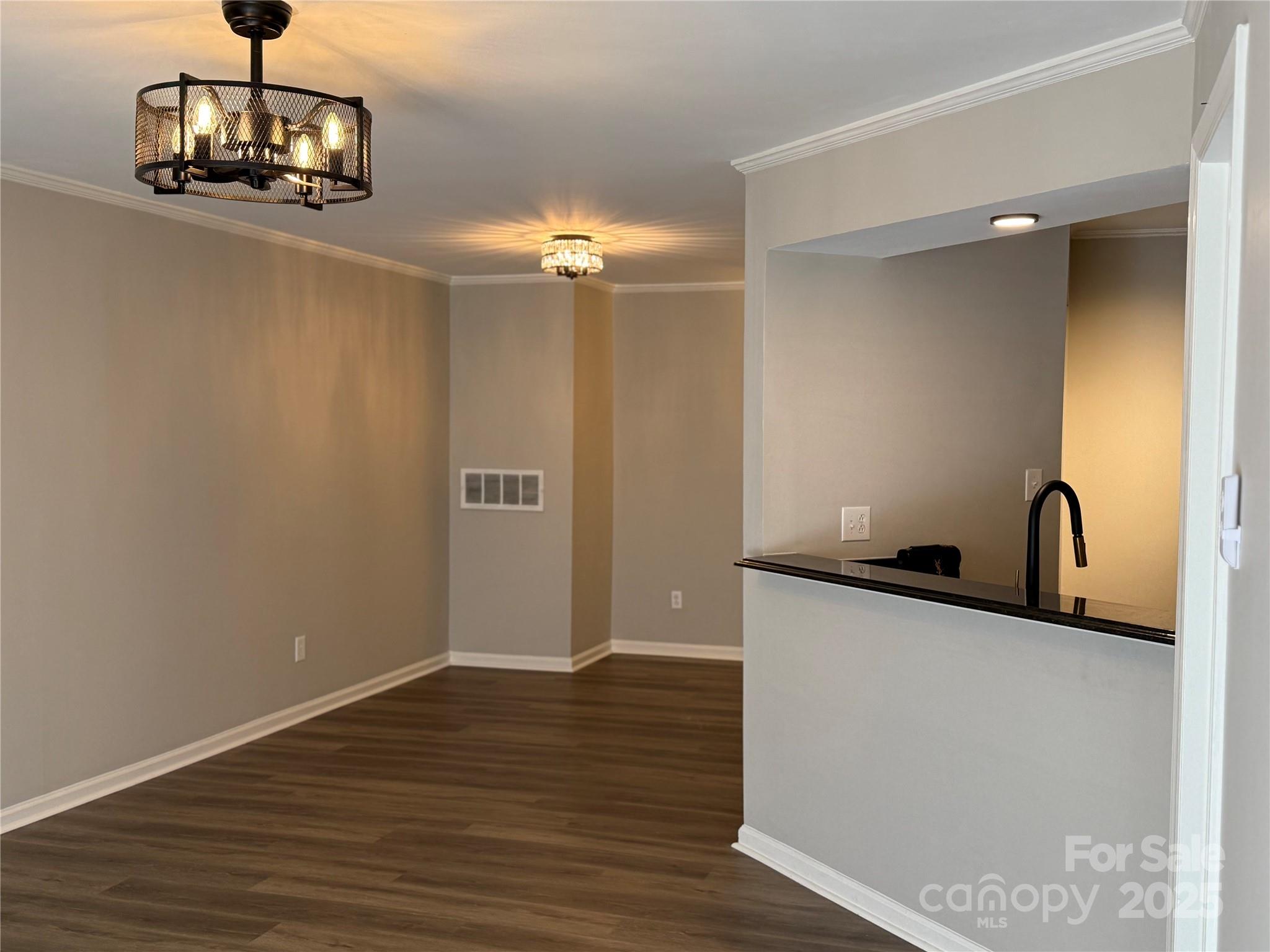 2520 Stradbrook Drive Charlotte NC 28210