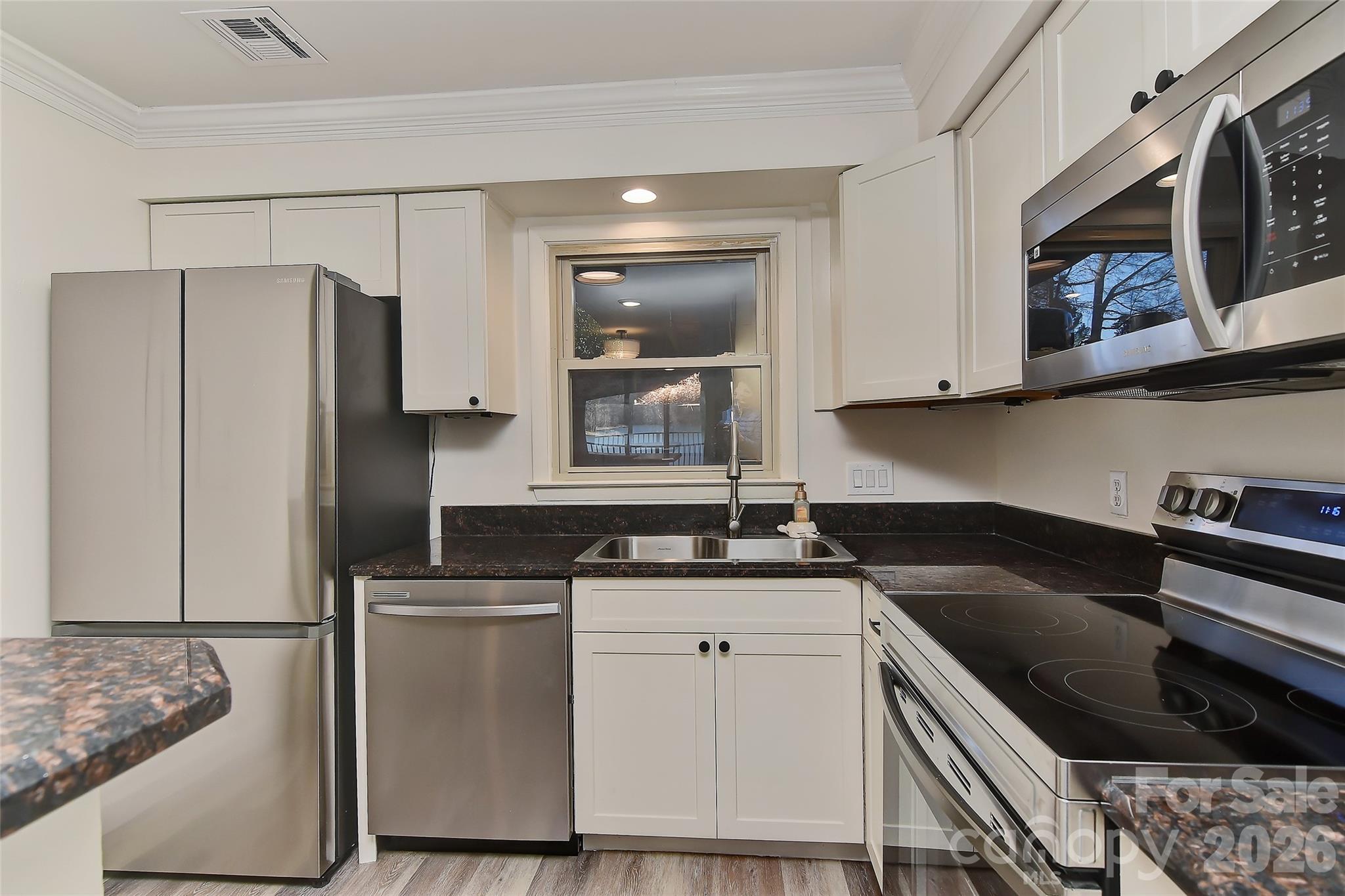 7332 Lakefront Drive Charlotte NC 28278
