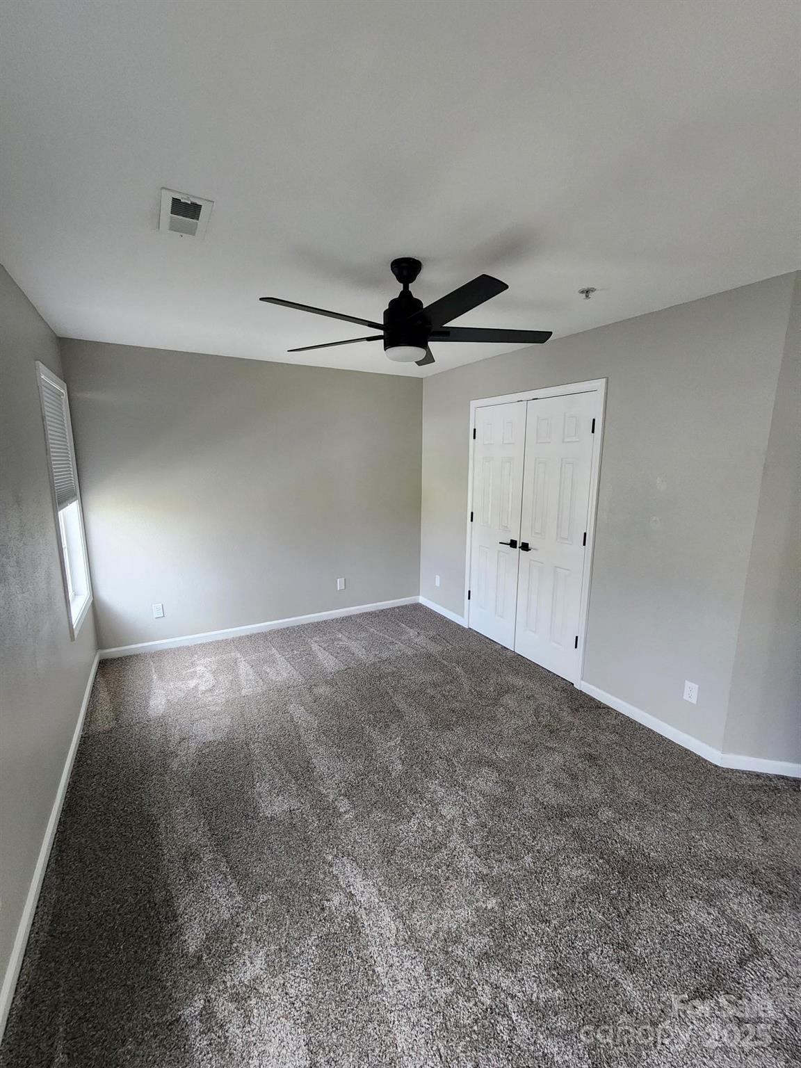 6423 Town Hall Place Harrisburg NC 28075