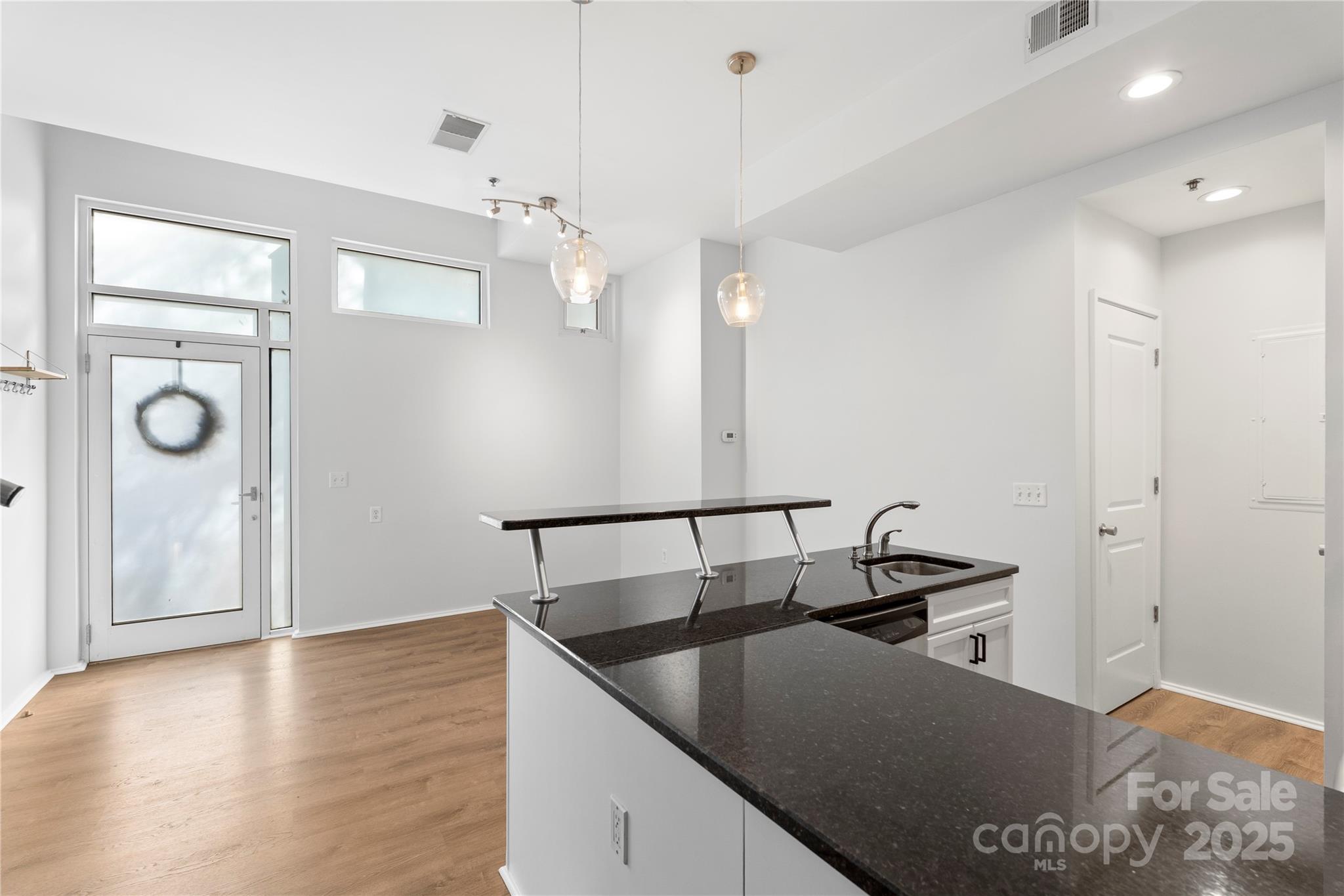 2076 Euclid Avenue Charlotte NC 28203