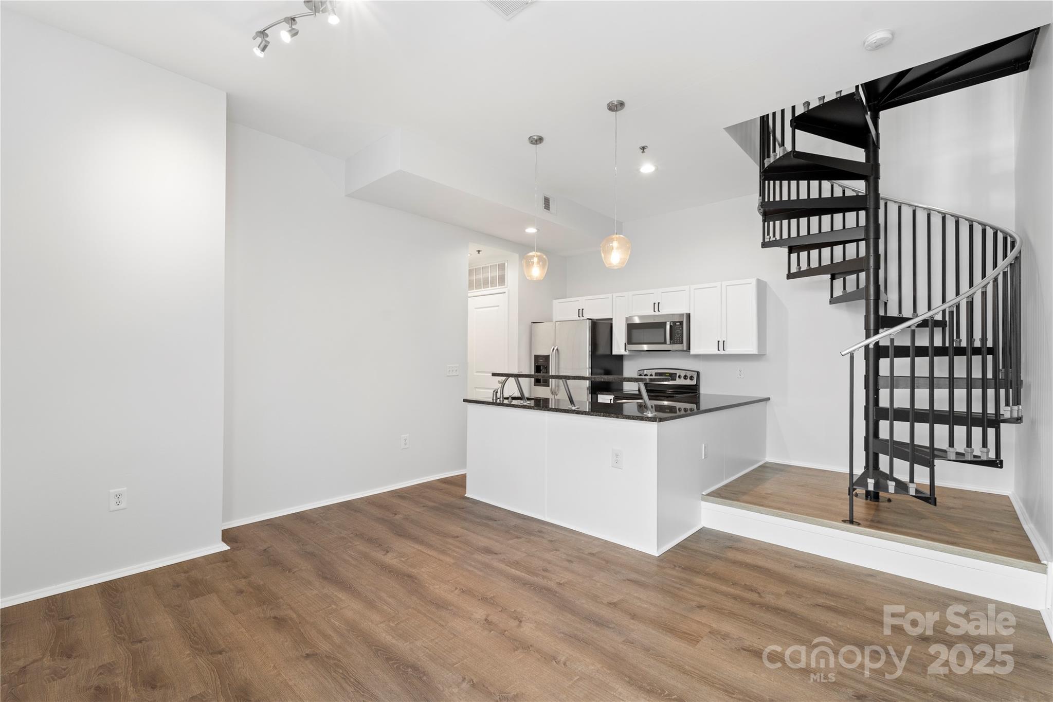 2076 Euclid Avenue Charlotte NC 28203