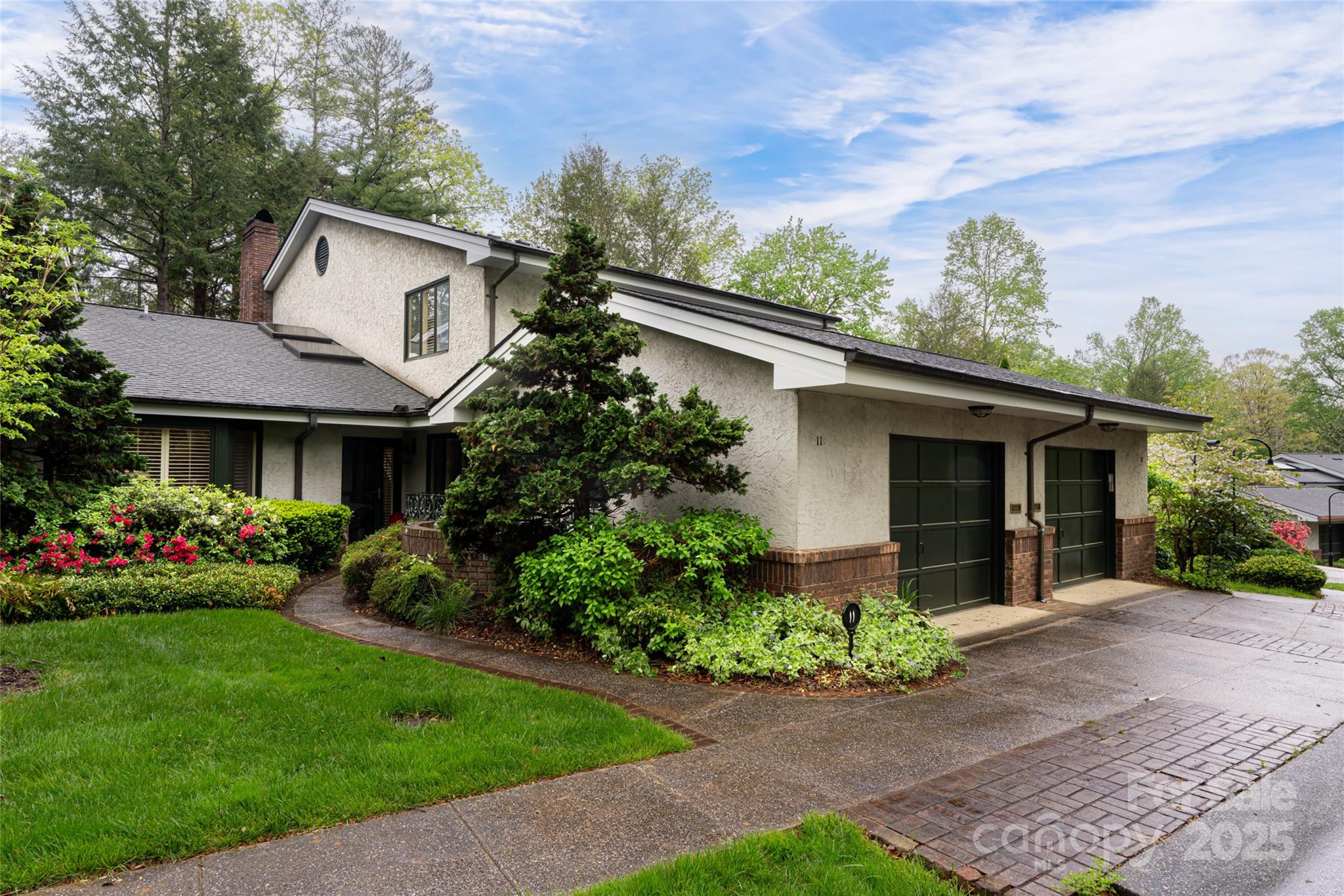 11 Bourne Lane Asheville NC 28803