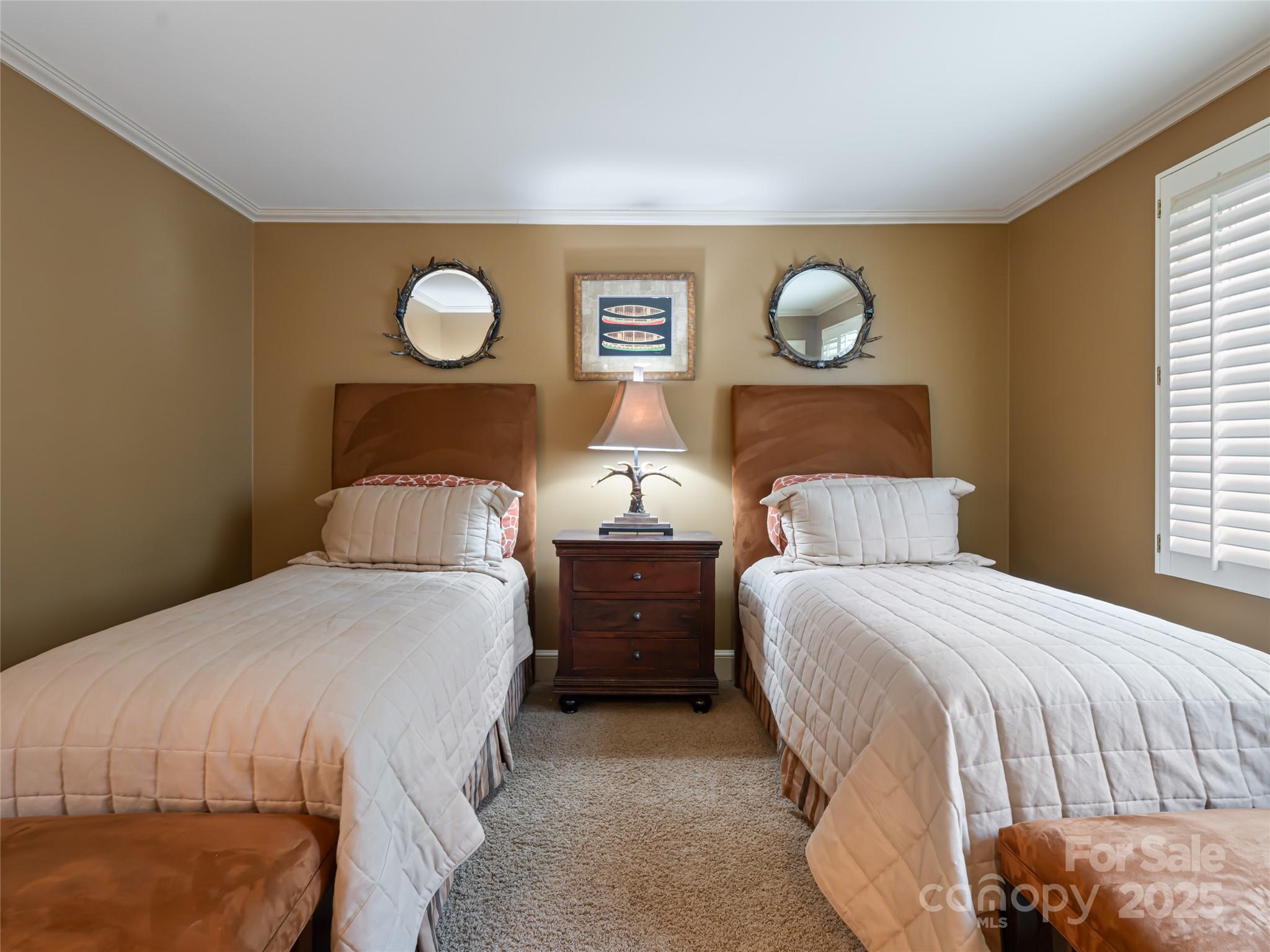 11 Bourne Lane Asheville NC 28803