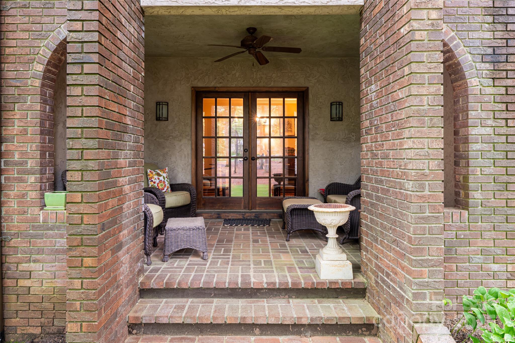 11 Bourne Lane Asheville NC 28803