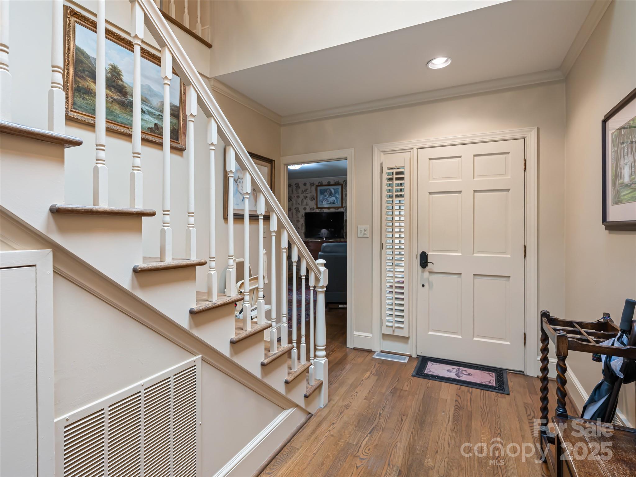 11 Bourne Lane Asheville NC 28803