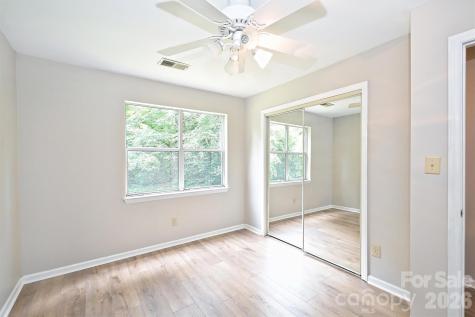 1031 Churchill Downs Court Charlotte NC 28211