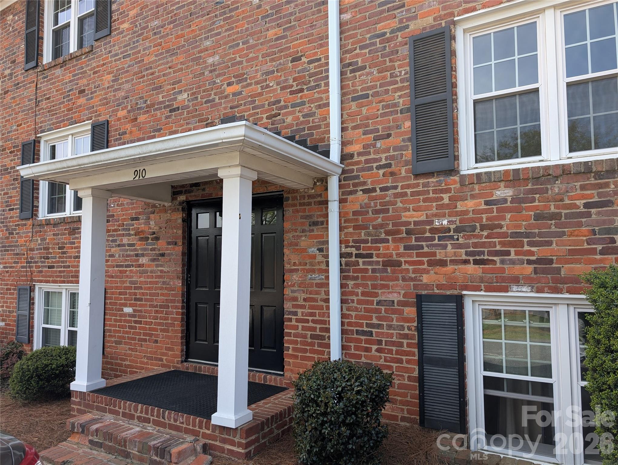 910 Mcalway Road Charlotte NC 28211