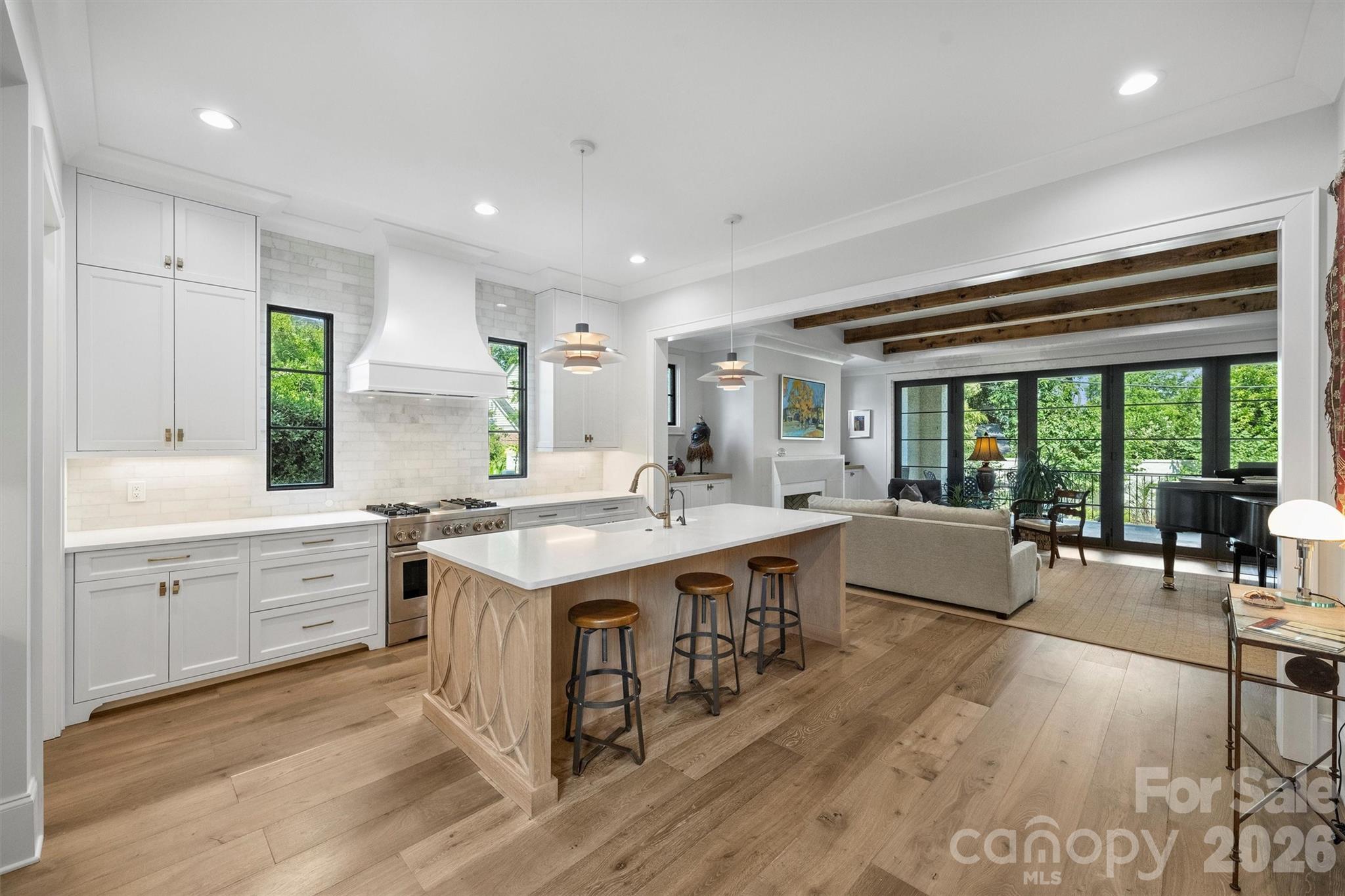 2714 Selwyn Avenue Charlotte NC 28209