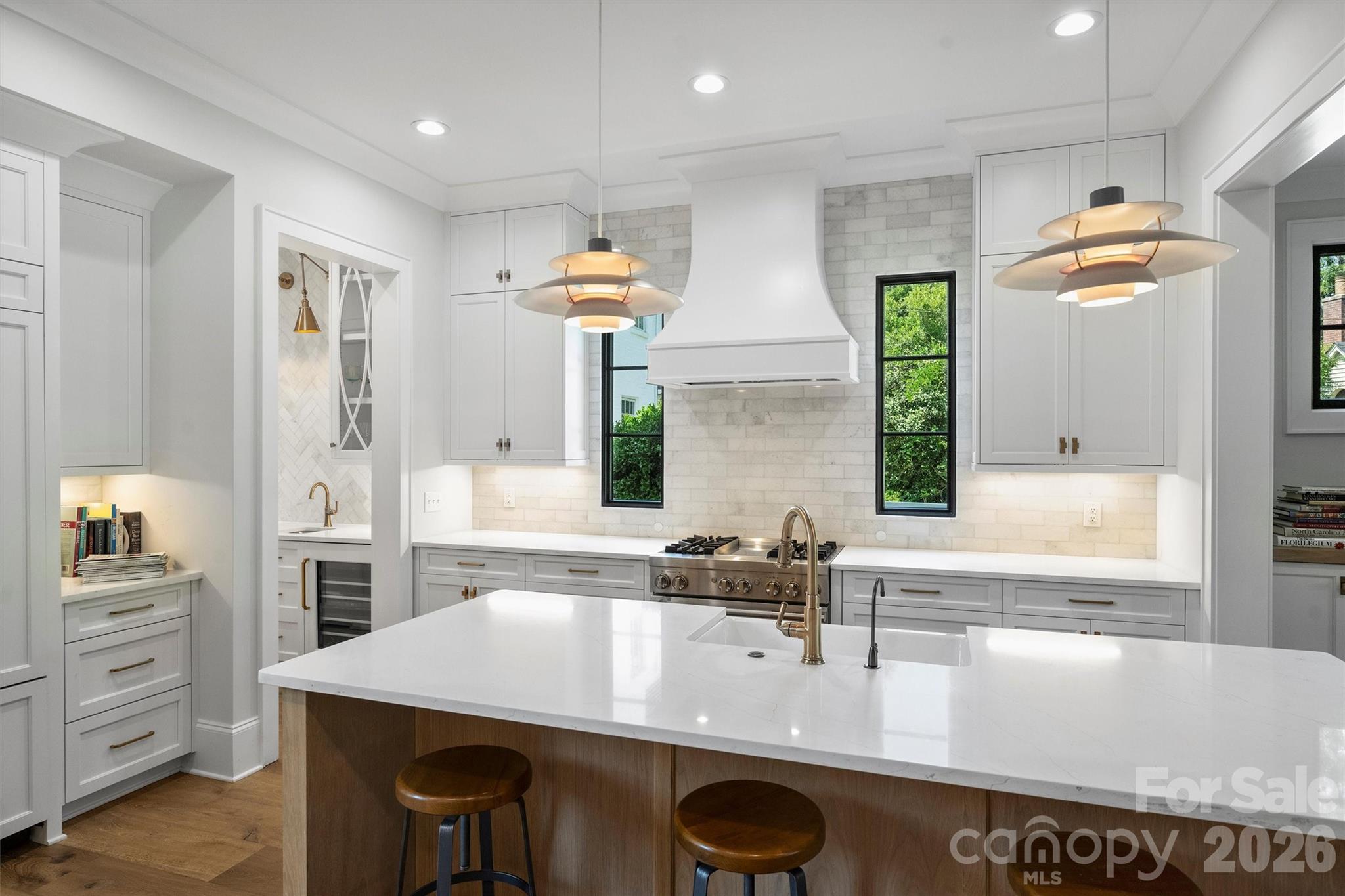 2714 Selwyn Avenue Charlotte NC 28209