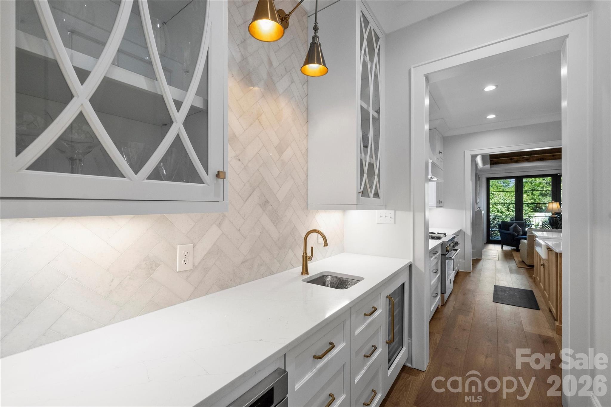 2714 Selwyn Avenue Charlotte NC 28209